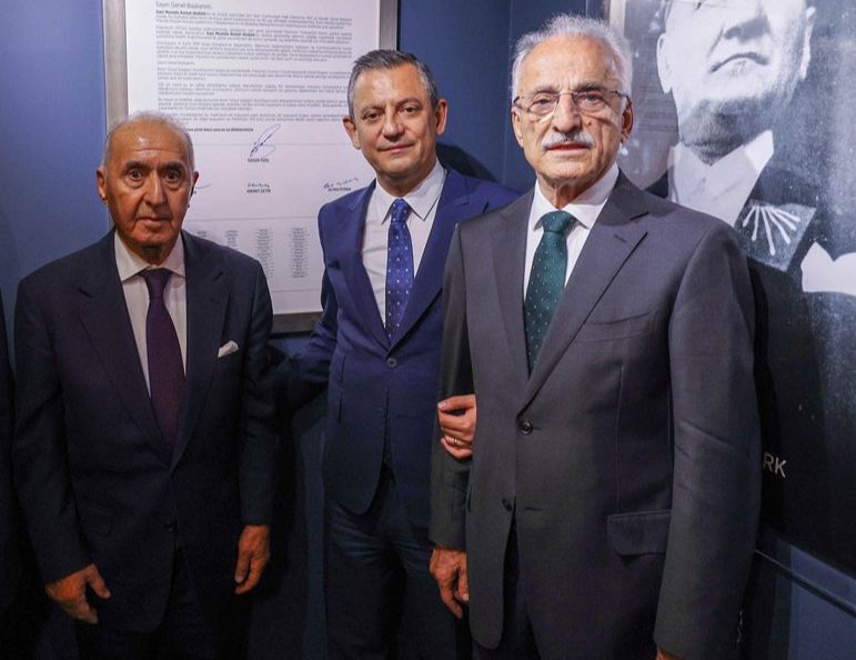 YENİ PARTİ-1: İSTİFA İŞARETİ VERENLER 