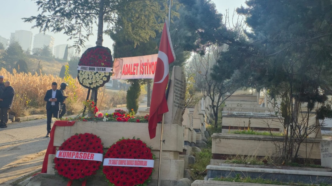 Yarbay Ali Tatar, vefatının 16'ncı yılında mezarı başında anıldı!
