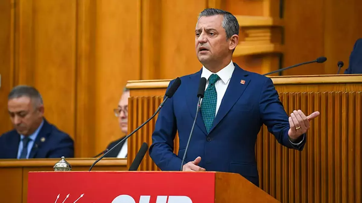 ÖZGÜR ÖZEL: “CHP NE AHIR YAPTI NE DE CAMİYİ KAPATTI”
