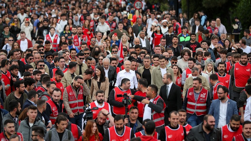 BTP Lideri Baş: Türk insanını hizmetçi yaptılar!