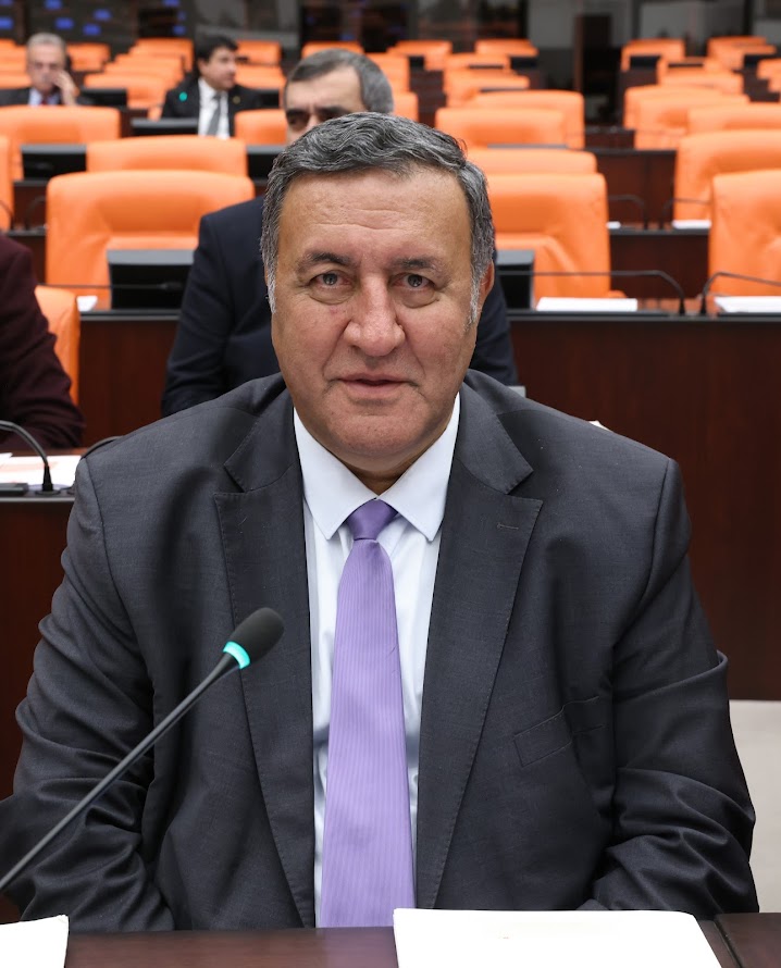 Gürer: “Sudan’da tarım sevdası sürüyor”