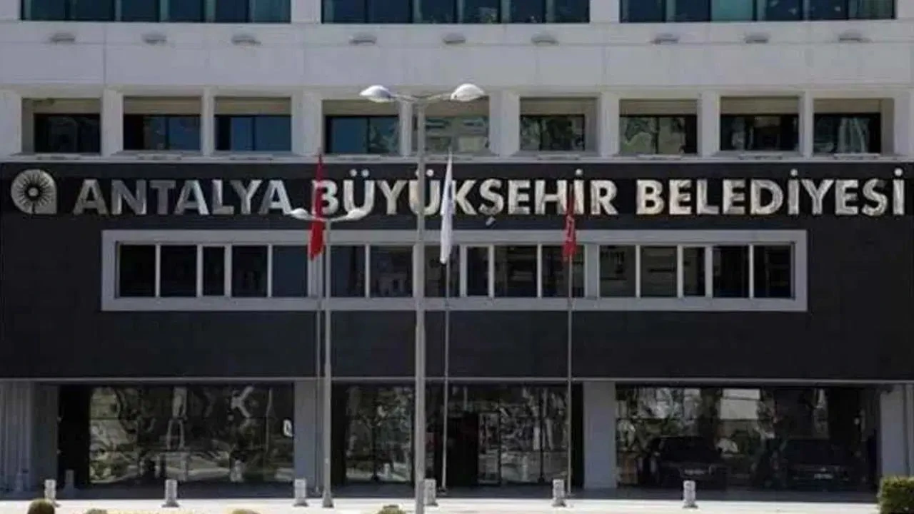 Antalya Büyükşehir Belediyesi'ne bir operasyon daha