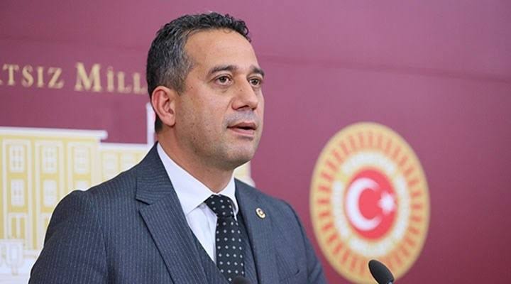 “TARİKATA KATILMAK, ZİKİR ÇEKMEK, SARIK TAKMAK DİSİPLİNSİZLİK DEĞİL Mİ?”…