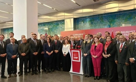 SON DAKİKA… CHP’Lİ 81 İL BAŞKANINDAN ORTAK AÇIKLAMA:’CHP ÖRGÜTÜNÜN İRADESİNE İPOTEK KOYAMAZ’… 