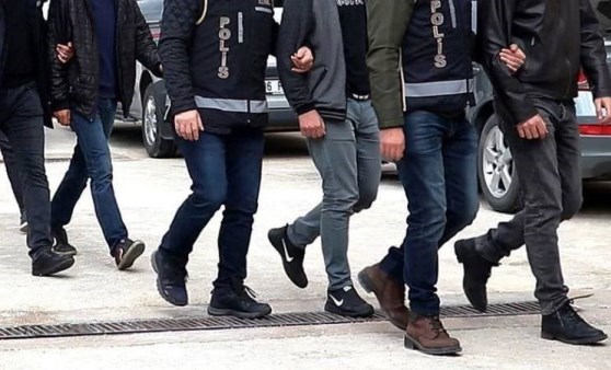 SON DAKİKA… CHP’Lİ SARIYER VE ŞİŞLİ BELEDİYELERİNE OPERASYON: ÇOK SAYIDA GÖZALTI VAR!…