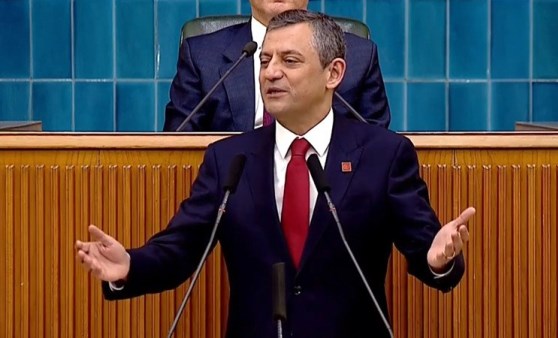 SON DAKİKA… ÖZGÜR ÖZEL’DEN SDG-SURİYE ANLAŞMASINA İLİŞKİN İLK AÇIKLAMA:’ALEVİLERE NASIL BİR TEMİNAT VERECEĞİ…’ 