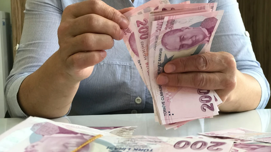 Perakendeciler: Maaşlarda güçlü ara zam şart