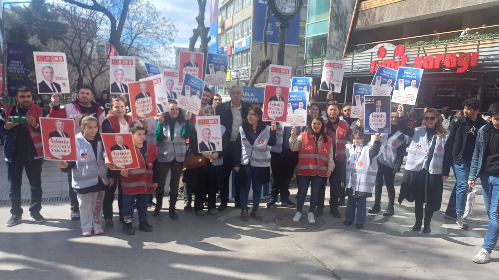 RÜŞTÜ UZUN VE ÇALIŞMA ARKADAŞLARI...