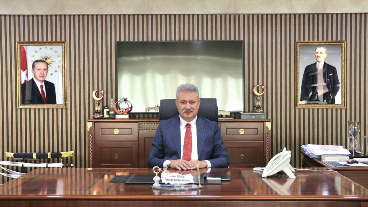Kırıkkale'de 'irtikap' soruşturmasında AKP'li Belediye Başkanı ve 4 şüpheli tutuklandı