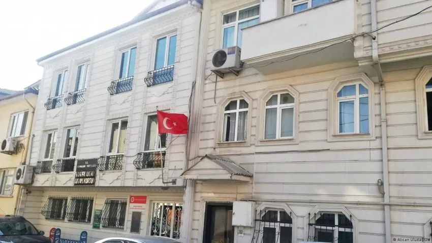 Depremzede çocukların İsmailağa'nın kursuna verilmesine suç duyurusu