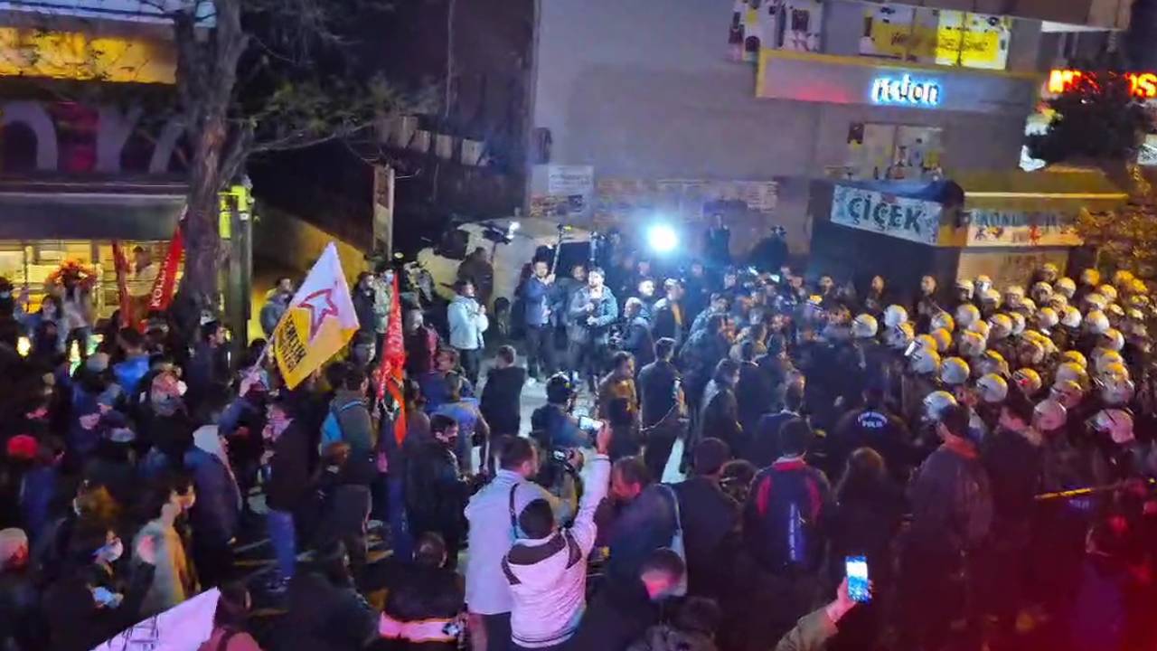 Ankara'da 'Gençlik ayakta' yürüyüşü: Gözaltına alınan BirGün muhabiri Havva Gümüşkaya serbest bırakıldı