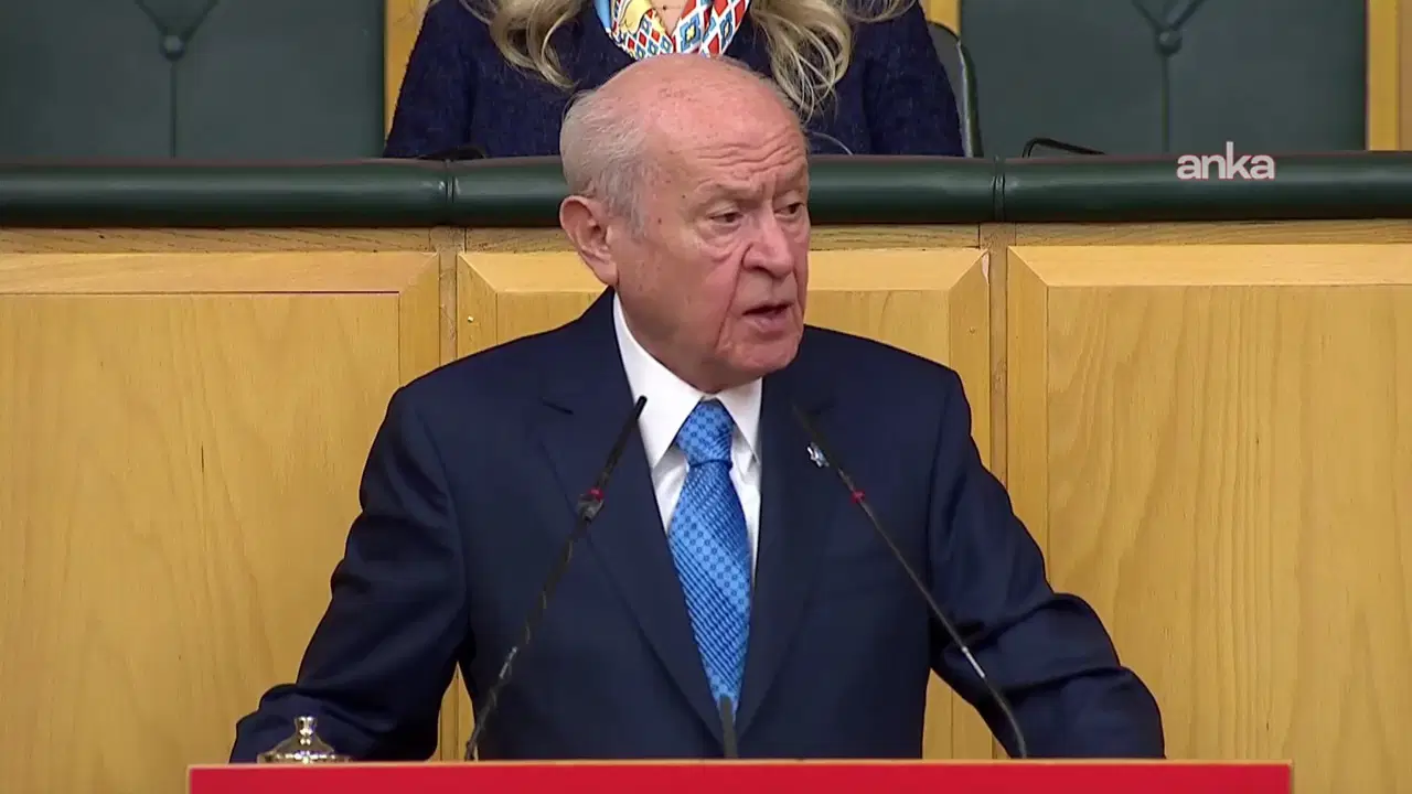 MHP'de 11 il teşkilatı feshedilmişti... Devlet Bahçeli'den 'içeriden büyüyen tereddüt' çıkışı