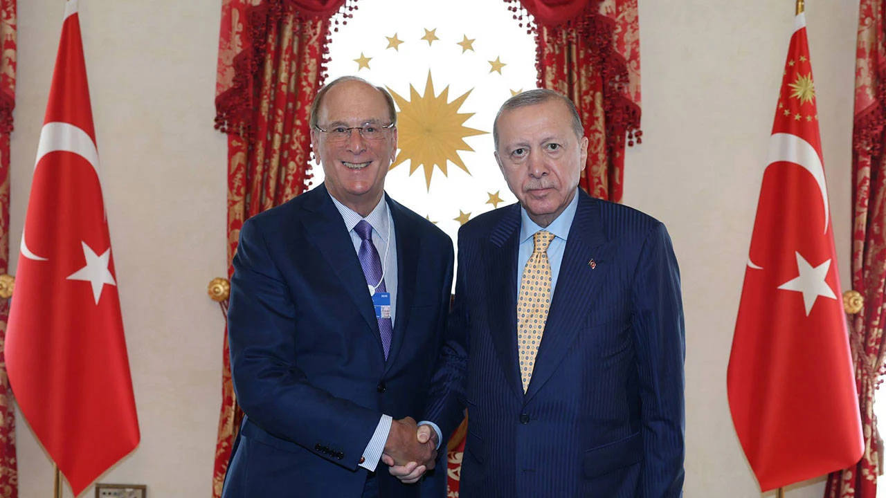 CEO’nun buradan ne muradı var?