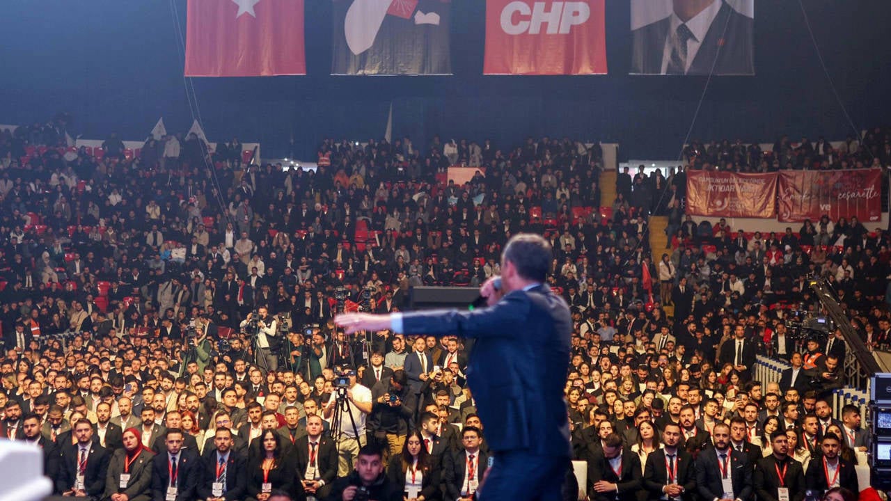 CHP KURULTAYI… KOTALAR, BEKLENTİLER!