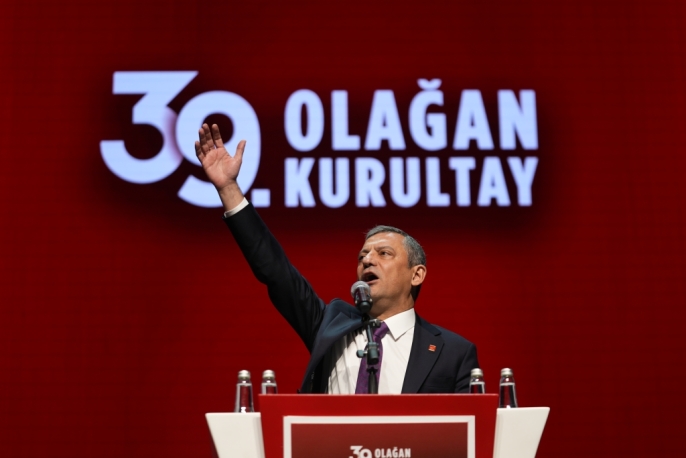 CHP KURULTAYI 2: ÇİZİKLER VE ÇİZİKÇİLER