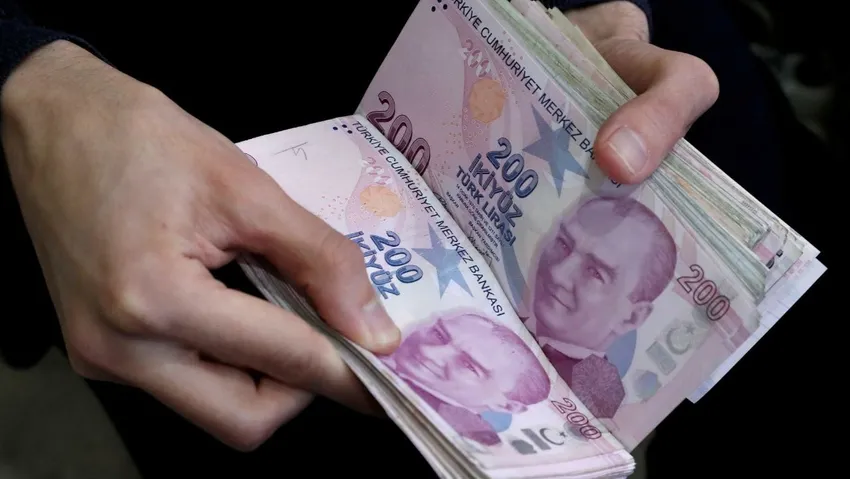 Kabine üyeleri ve yardımcıları görevdeyken emekli maaşı alamayacak