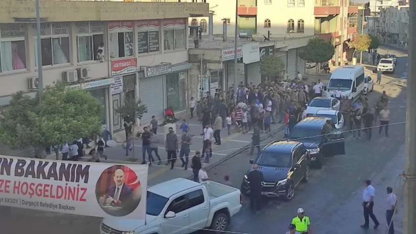 Dargeçit esnafı kepenk kapattı, Soylu'nun ziyareti yarıda kaldı
