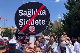 Bugün 17 Nisan Sağlıkta Şiddetle Mücadele Günü: Beyaz kod bildirimi tırmandı...