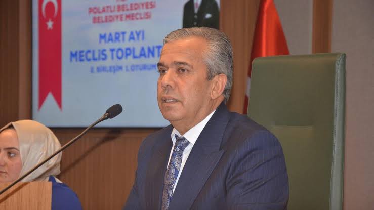 POLATLI BELEDİYE BAŞKANININ GÖMLEĞİ...