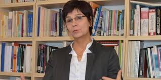 TEZCAN KARAKUŞ CANDAN: NEREDE OLURSANIZ OLUN, FITILLEDIĞINIZ MÜCADELE KAZANDIRIR...