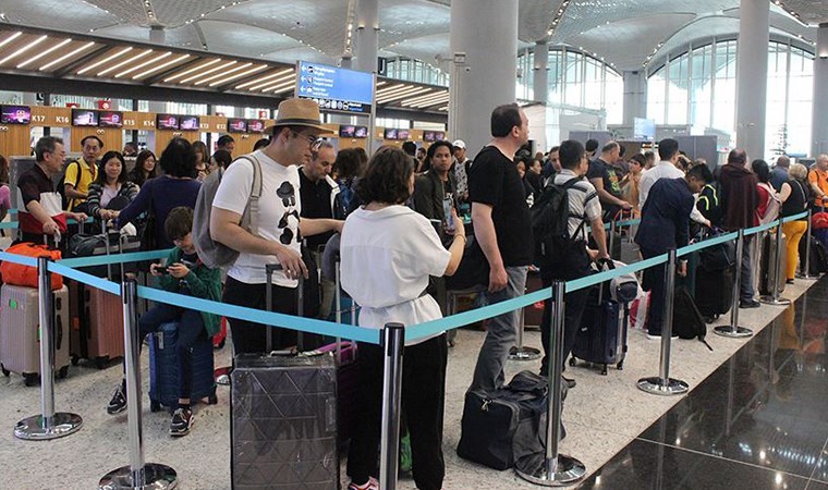 Havalimanlarında 'elle arama şartı' kararı: İzin vermeyen yolcu uçağa alınmayacak...