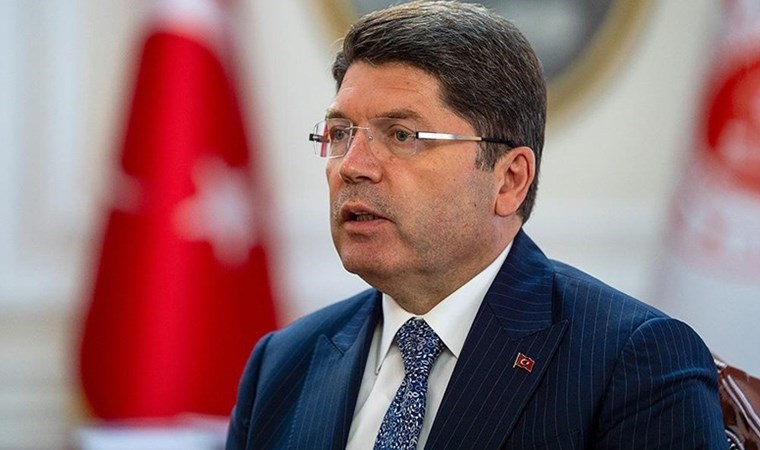 BAKAN TUNÇ'TAN 'TUTUKLANAN GAZETECİLER' SORUSUNA TARTIŞMALI YANIT: 'DURUMLARINA BAKALIM, ARAŞTIRALIM'