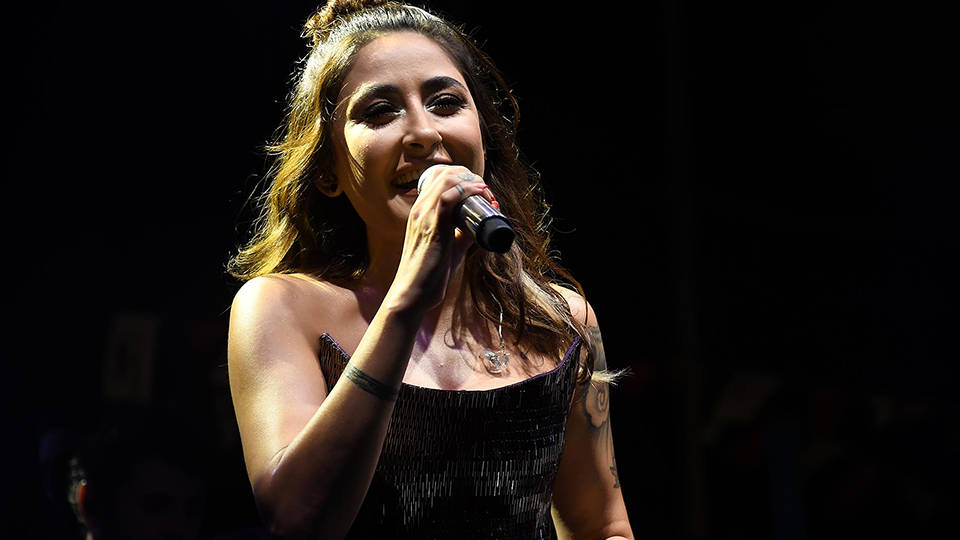 Melek Mosso hedefte: ‘Konserleri iptal edilsin’ baskısı