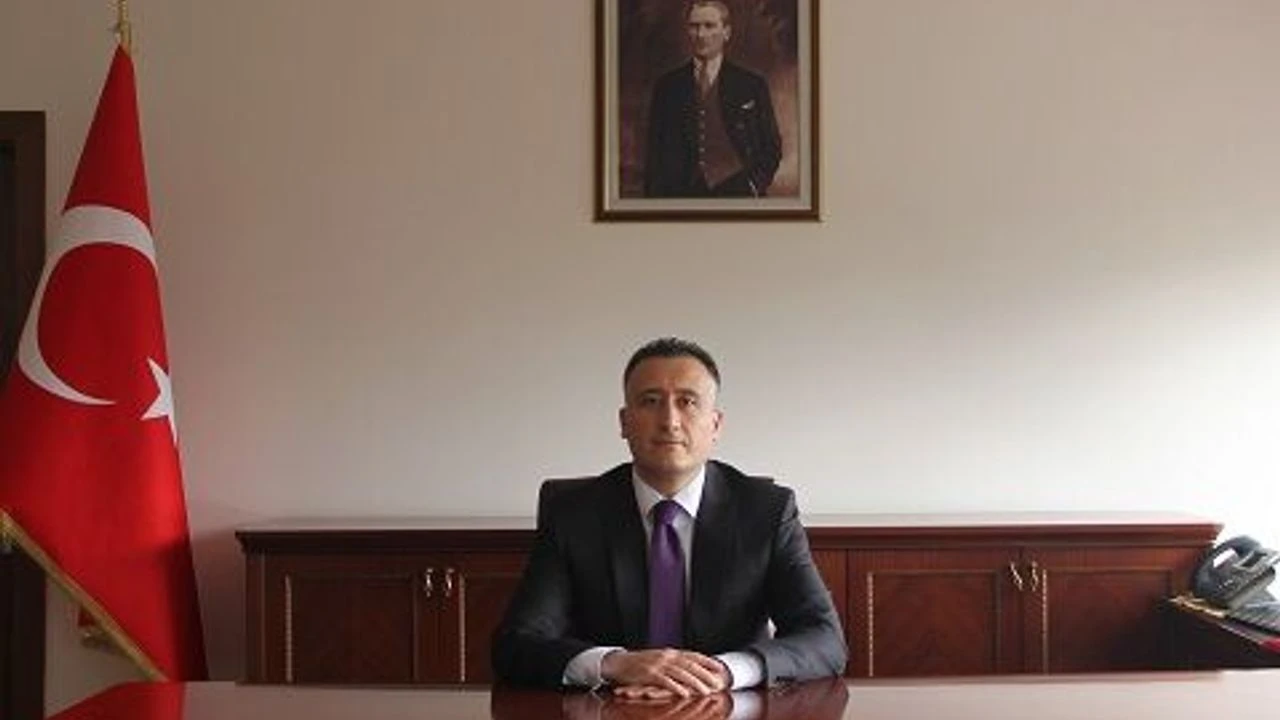 AYAŞ KAYMAKAMI AKP SÖZCÜSÜ MÜ?
