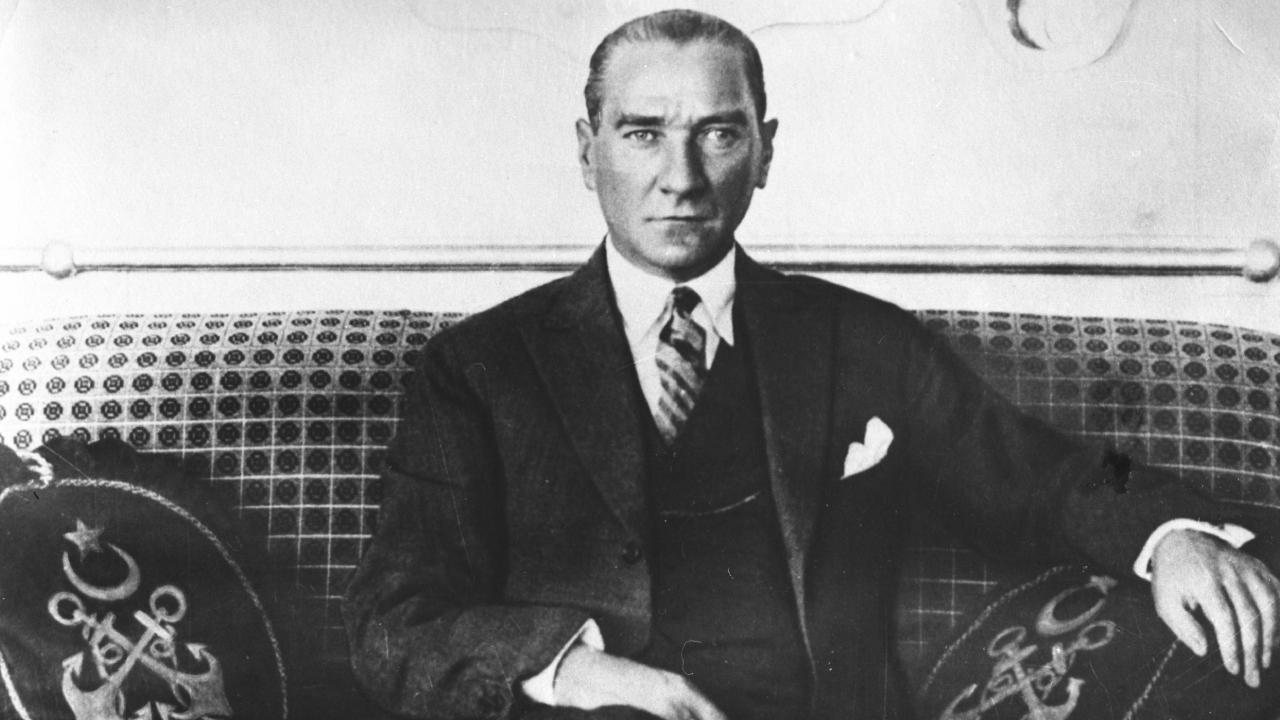 Cumhuriyetimizin kurucusu Mustafa Kemal Atatürk’ün yaşama veda edişinin 84. yılı