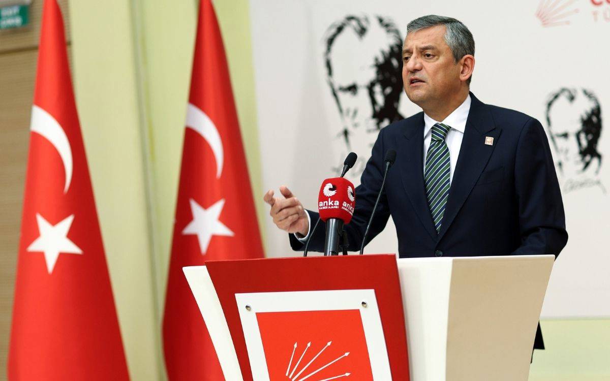 Özgür Özel'den dokunulmazlık hodri meydanı! 