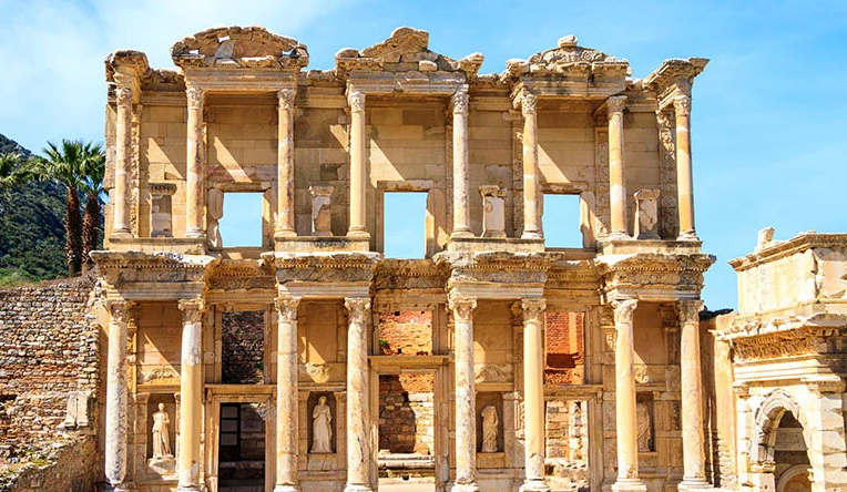 Efes Antik Kenti’nde neler oluyor?