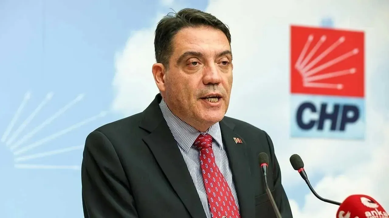 Teğmenleri Bırakın Rum Yönetimine Bakın...